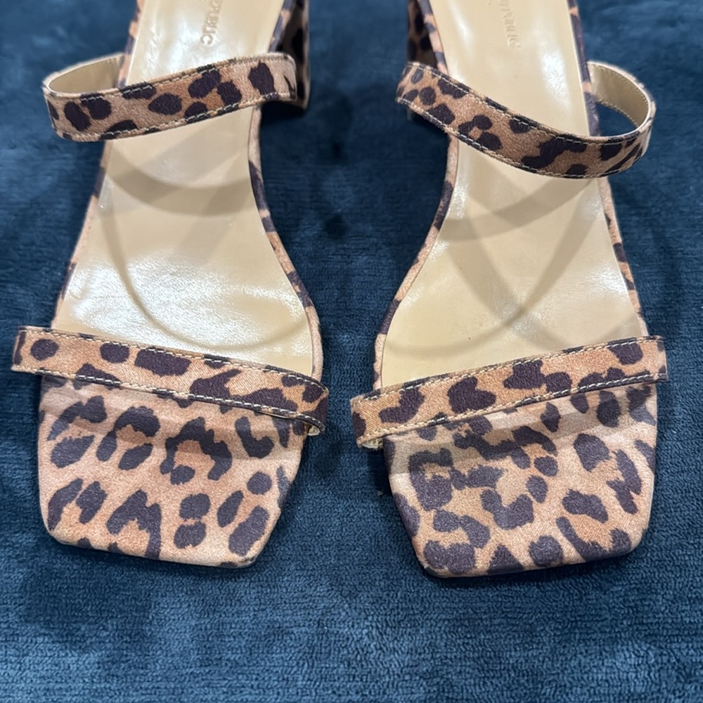 Banana Republic Leopard blocked heel - Picture 3 of 6